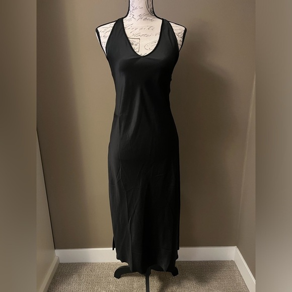 Dresses & Skirts - Black slip dress, size M